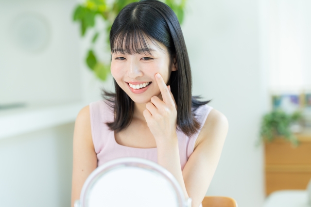 ラシックユーまつ毛美容液